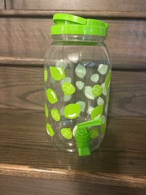 Target juice decanter new with tag